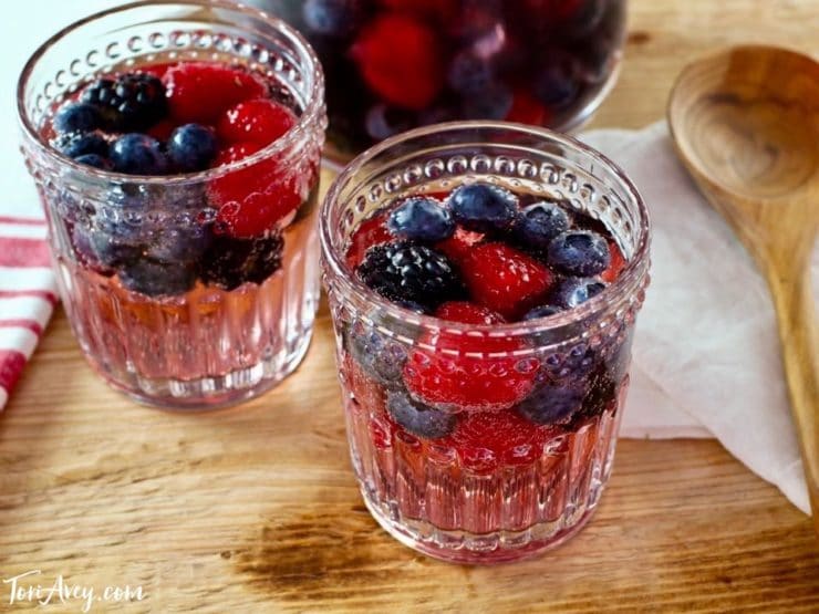 Vanilla Berry Sparkling Sangria