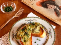 Curry Mushroom Toast - A vintage 1908 recipe from Cooking Club Magazine, adapted by Tori Avey.